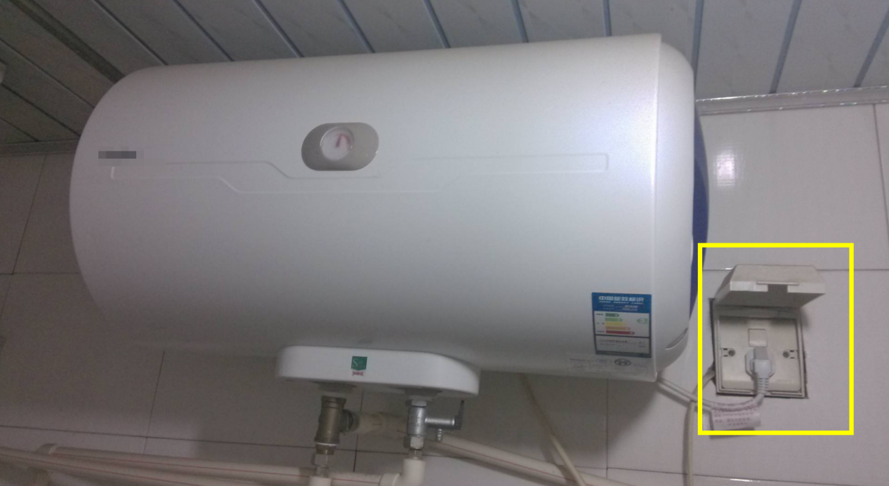 冬天要不要把燃气热水器的水排空？还好我多问了几句，差点做错了