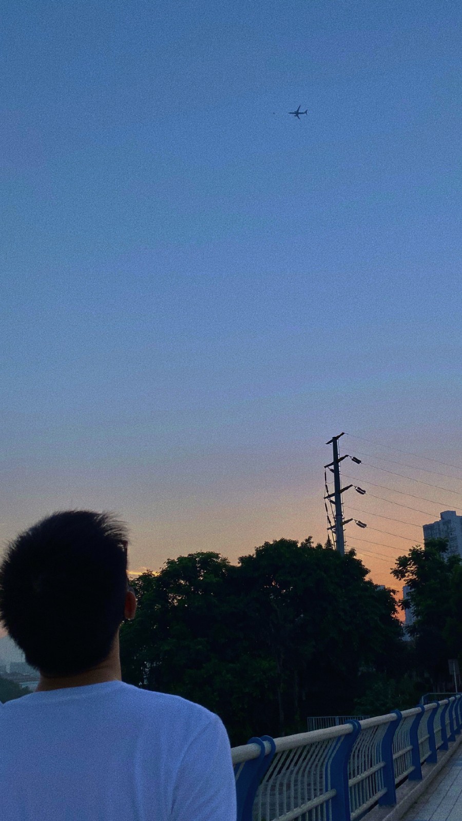 恨铁不成钢！黄子韬工作室出图遭群嘲，自家的艺人能不能上点心？