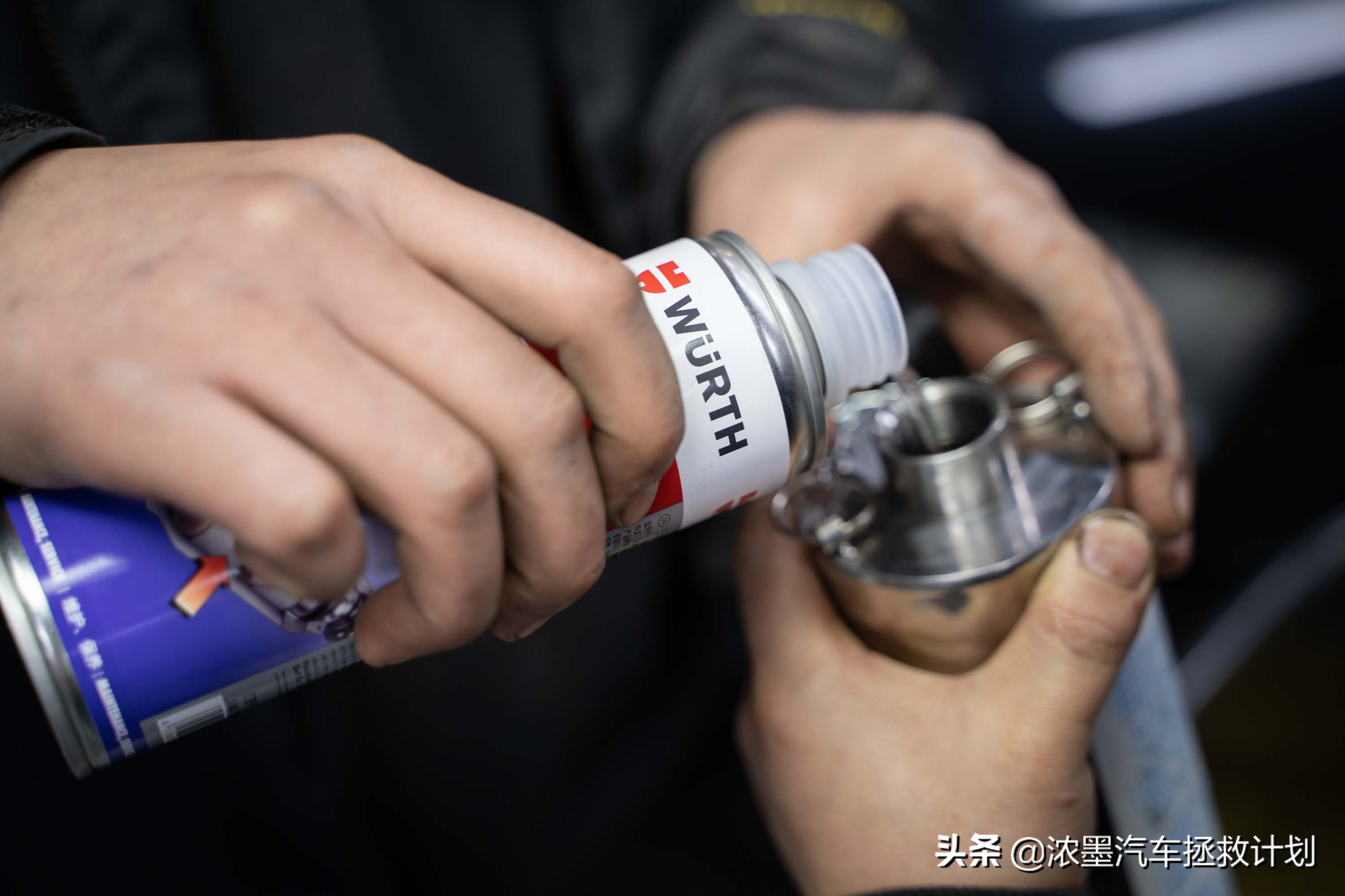 「迟暮英雄」整修一台十多年前的奥迪A6发动机，治理烧油烧水