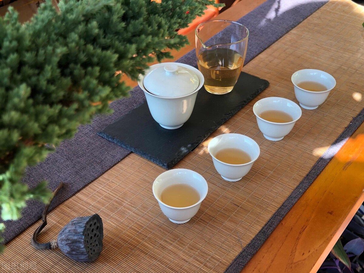 最美的茶生活，不是圈子，而是喝茶的心情
