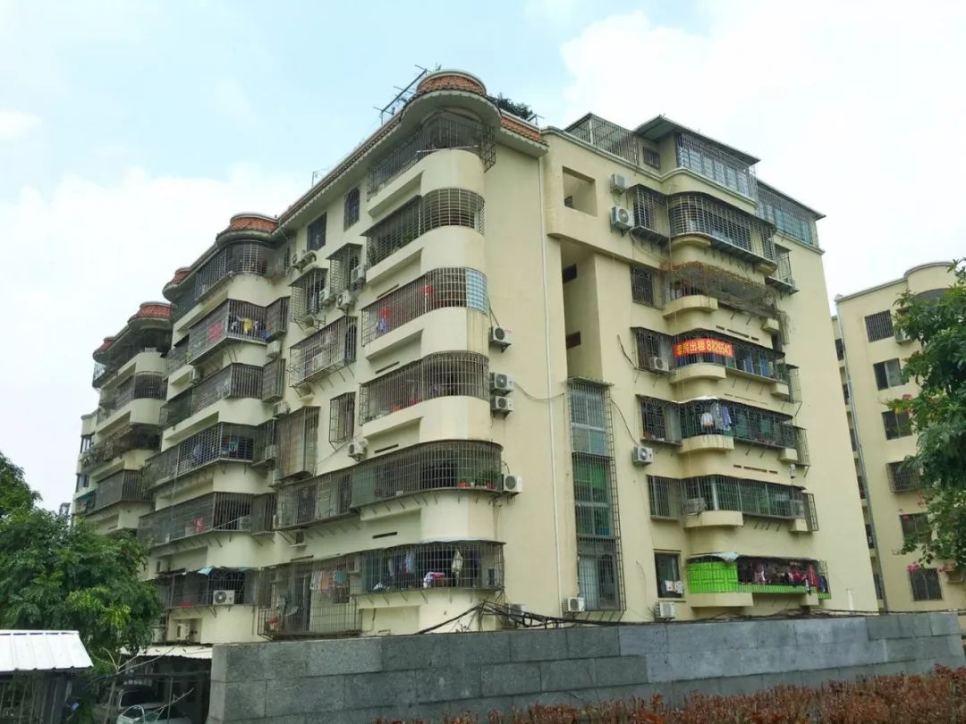 老破小一平10万+！我们走遍厦门18所名校，为你曝光最贵学区房！