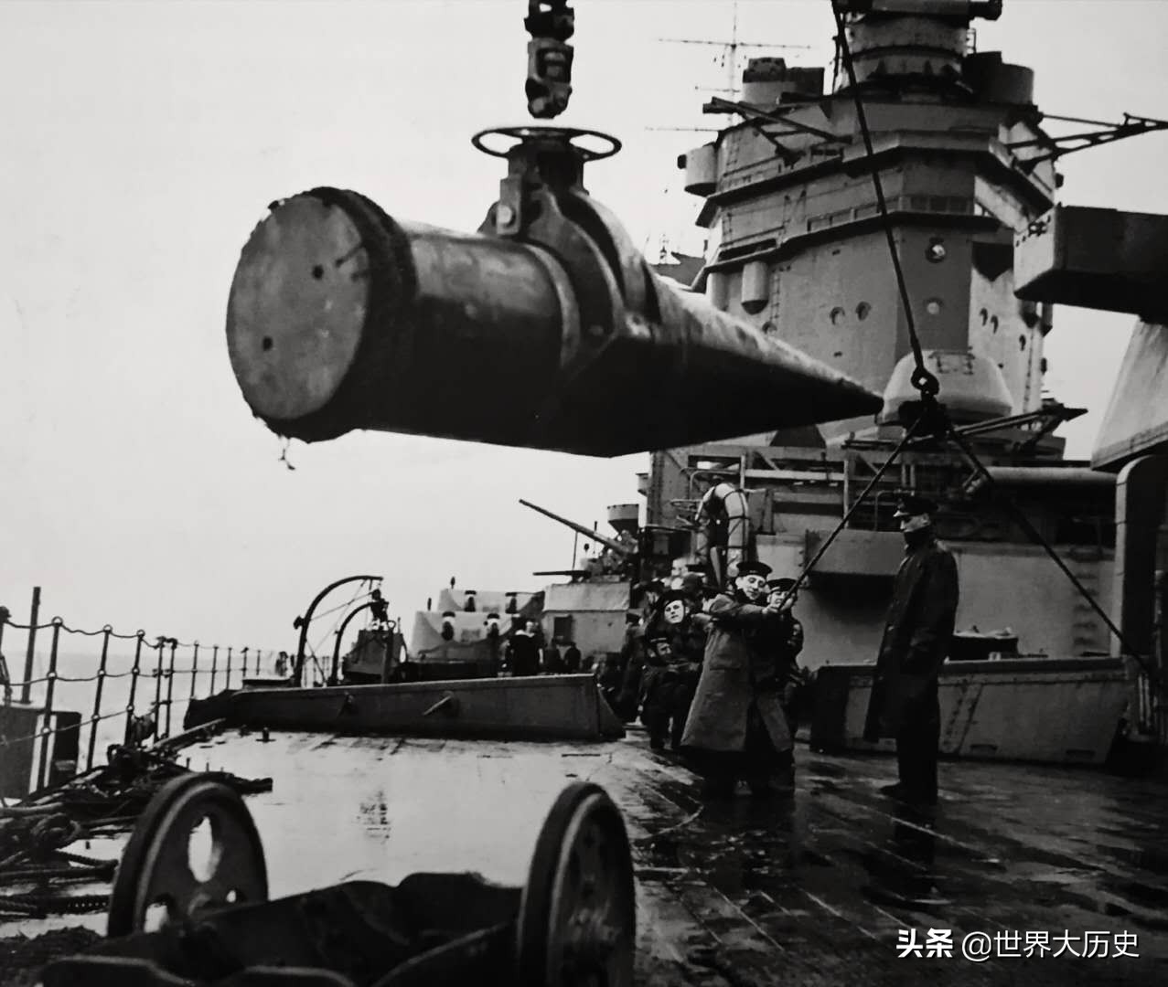二战时期，英国主力登陆舰“BIG 7”之一的“罗德尼”号战列舰
