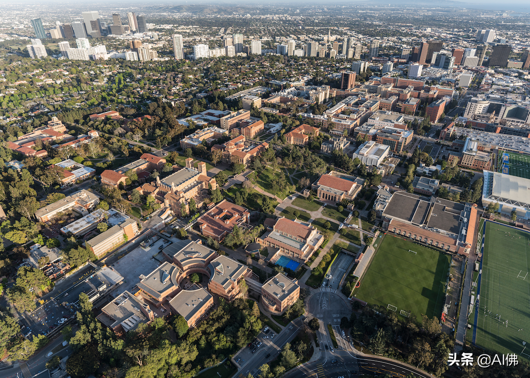 美国排名前50位的派对大学（The top 50 party schools in America）