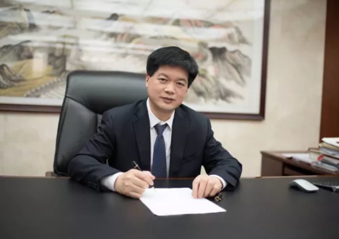 湖南隐藏的酱油大王：语文老师下海创业，打造“中国酱油第一股”