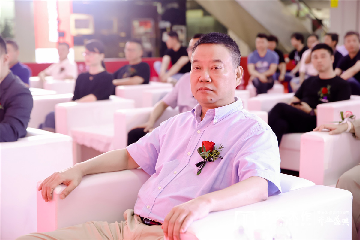 南湖畔、红船旁，梦天木作·嘉兴旗舰店盛装开业，美好启航
