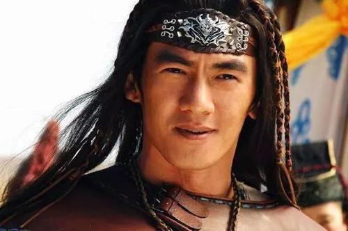 昭君：出塞现友谊，心酸无处诉，琵琶无知音