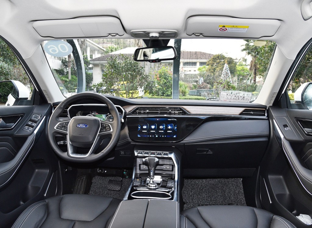 10万预算选合资SUV，领界、逍客、捷达VS5，谁更值？