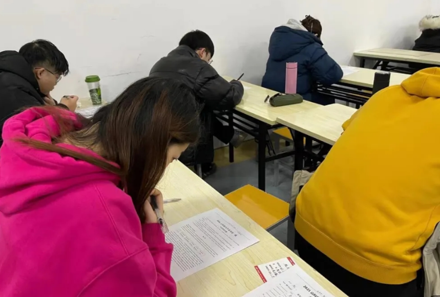 大一挂科和大三挂科有哪些区别？学生别大意，都会有影响