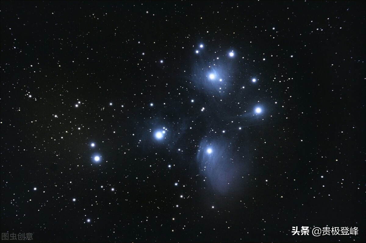 思君如满月，夜夜减清辉