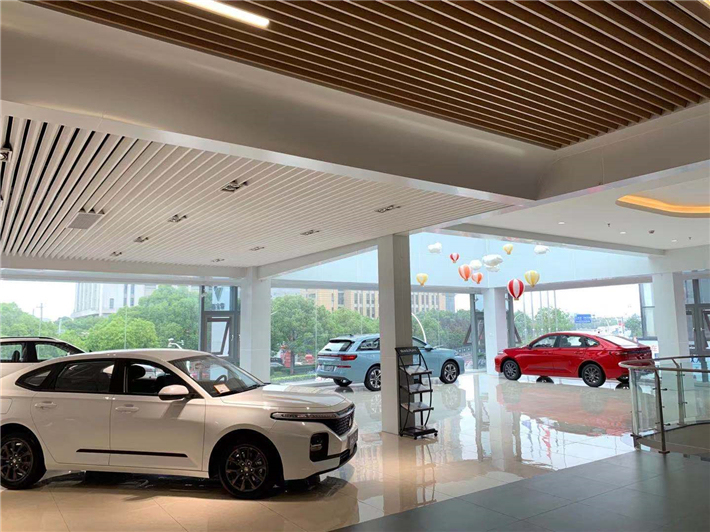 探店新宝骏Valli，10万元级旅行神车
