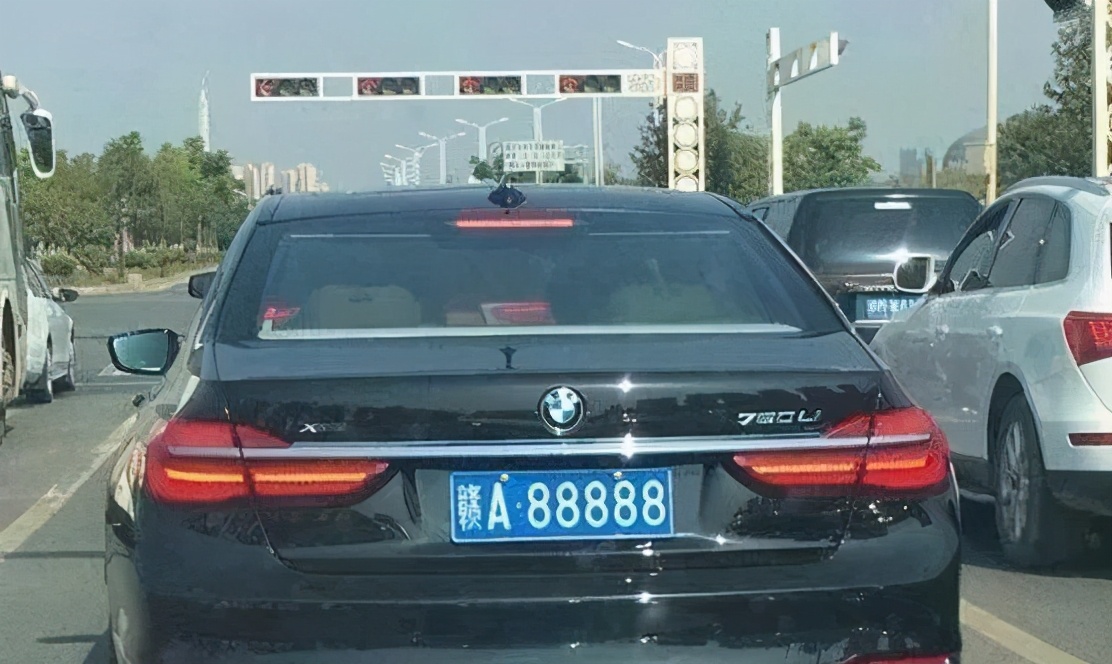 各省市的A88888车牌都在谁手上？看完我酸了