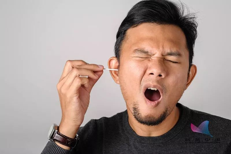 耳朵上有个小洞，是福气、聪明的象征？你可能不知道……
