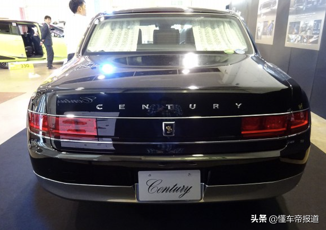 新车 </p><p>　　 售价涨至2008万日元，丰田新款世纪发布，配置进一步升级