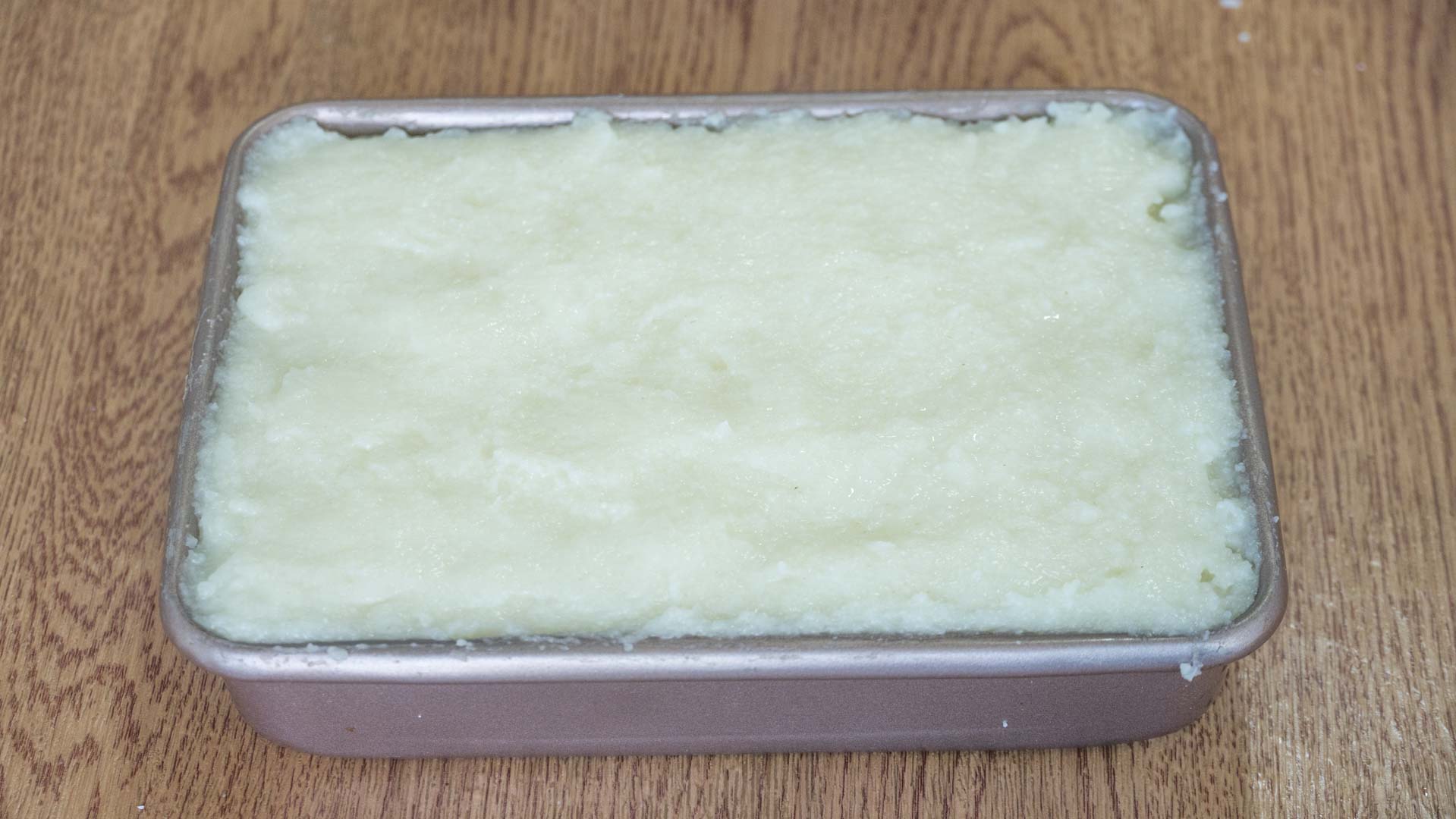 米豆腐怎么做（轻松做出筋道爽滑的米豆腐）