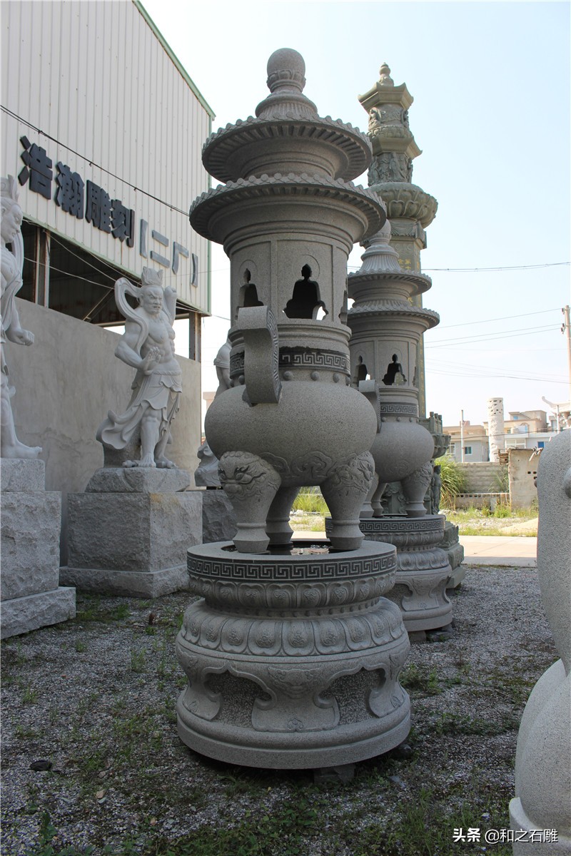 寺庙石雕香炉选择石材雕刻的好处