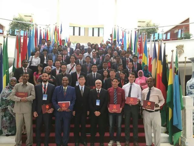 招生宣传季| 国家级一流本科专业建设点——翻译专业