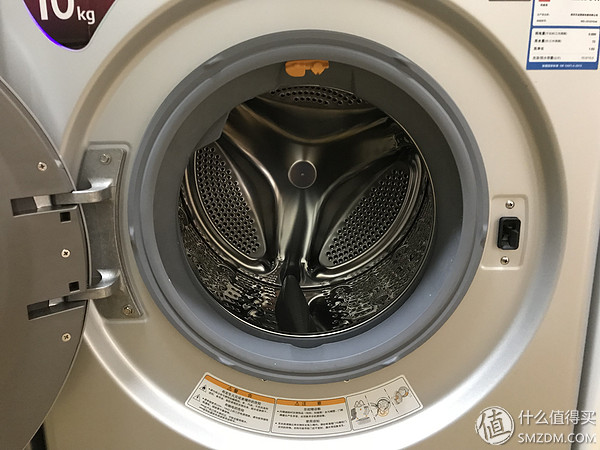 洗衣机：有容乃大 四千元10kg哪家强？松下、LG、三星对比横评