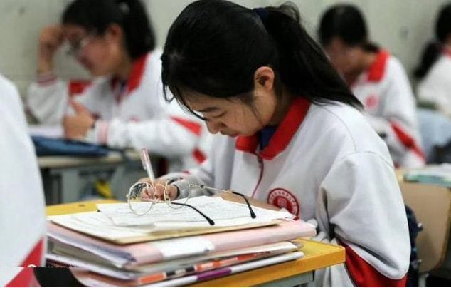 对“视力”有明确要求的专业，近视眼不能报考，2022届考生要知道