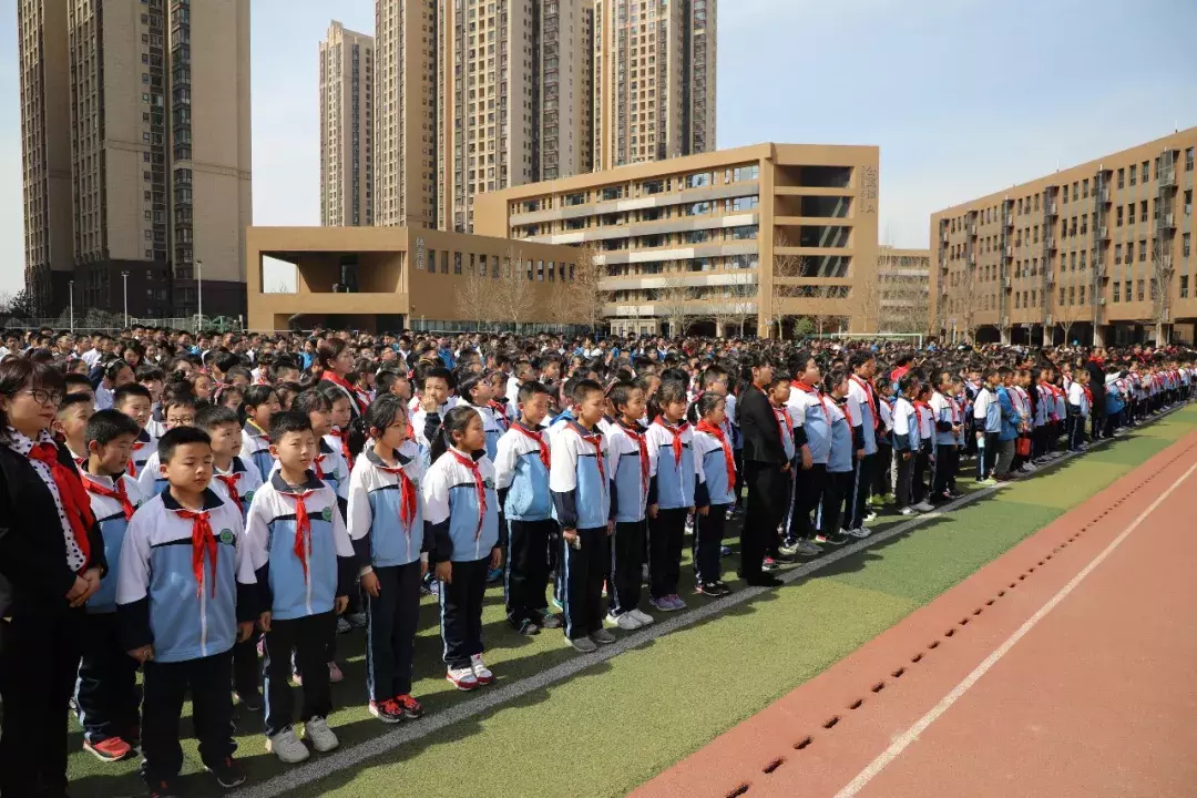 书香能致远 墨香情更浓——西安经开第一学校(西安经发学校)名校 读书