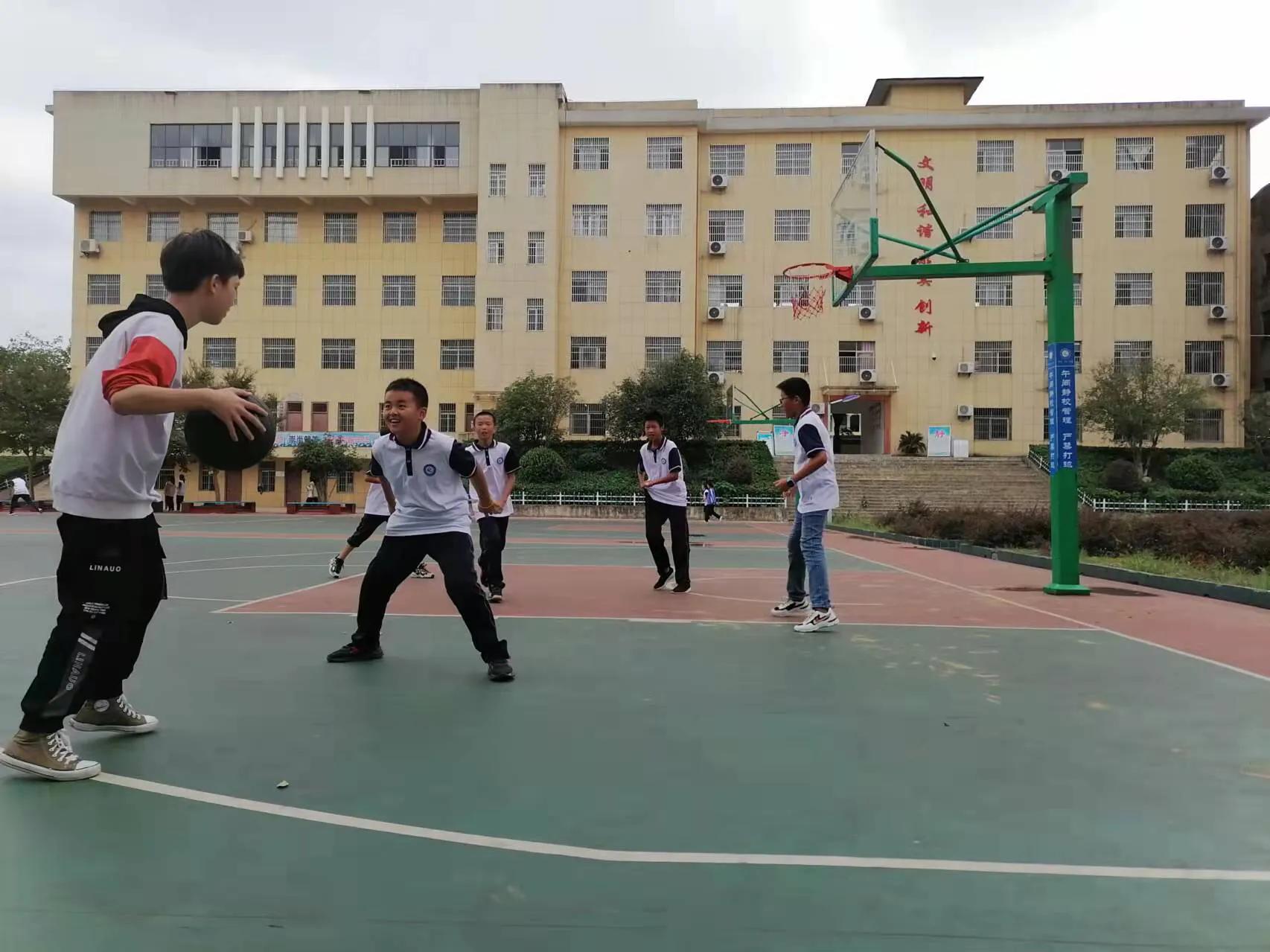 “双减”落地，看黄冈实验中学如何跑出加速度