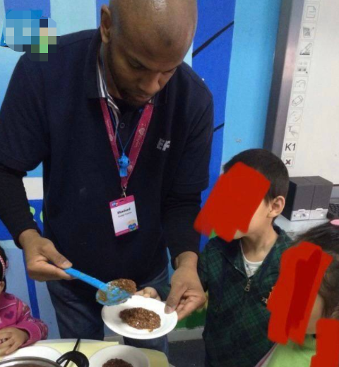 宁工院黑人外教事件的“怒与智”，期待结束之时，也是新生的开始