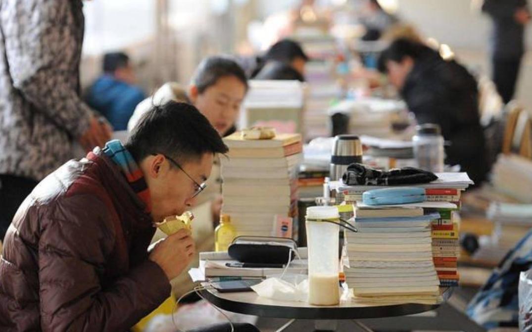 被国家电网“看好”的4所大学，录取分数不高，大四就有机会签约