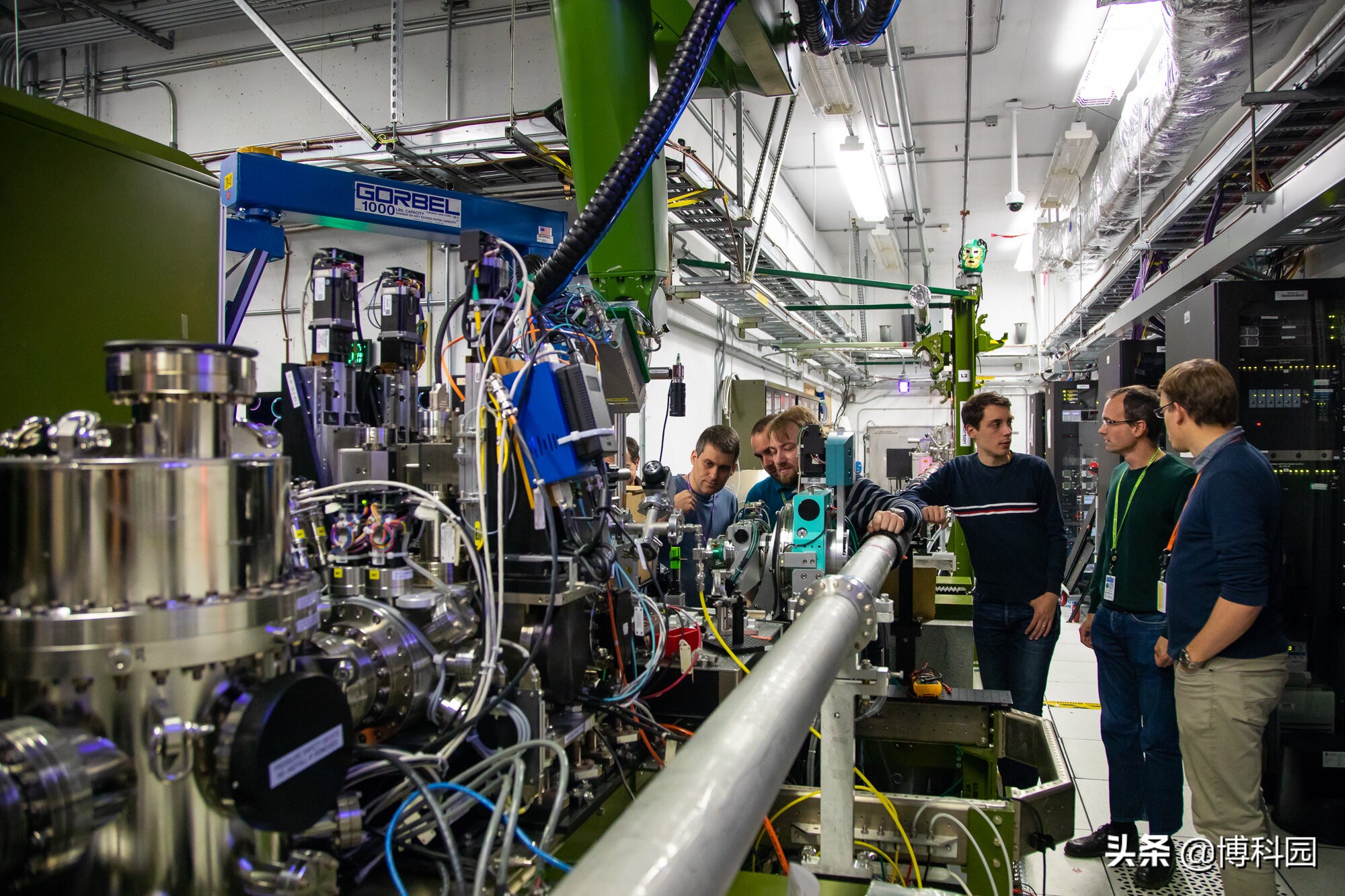 又要修改教科书？实验物理学家们，重新定义“超快”相干磁