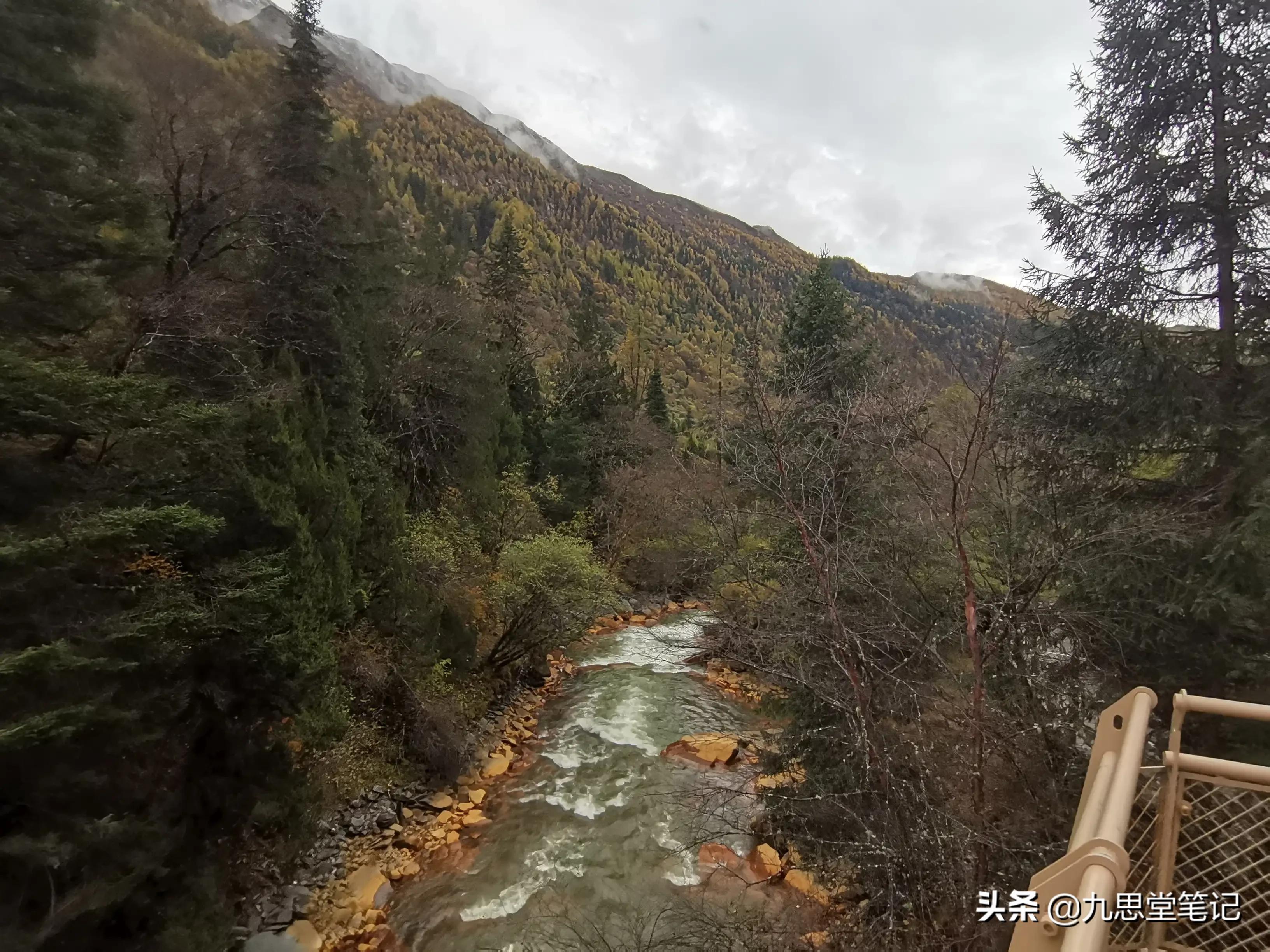 无边风景在路上；十月中下旬川西小环线，拍摄的唯美照片精选合集