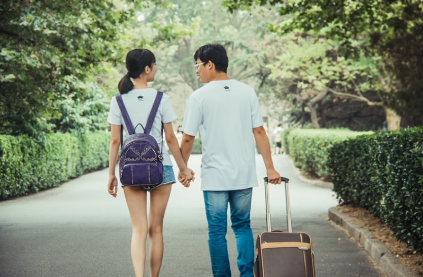 为什么大学期间都想当班干部？多半因这3个好处，网友：不早说