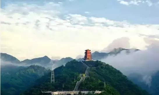 陕南居然有一个"小香港"，长得像重庆，却还说着四川话