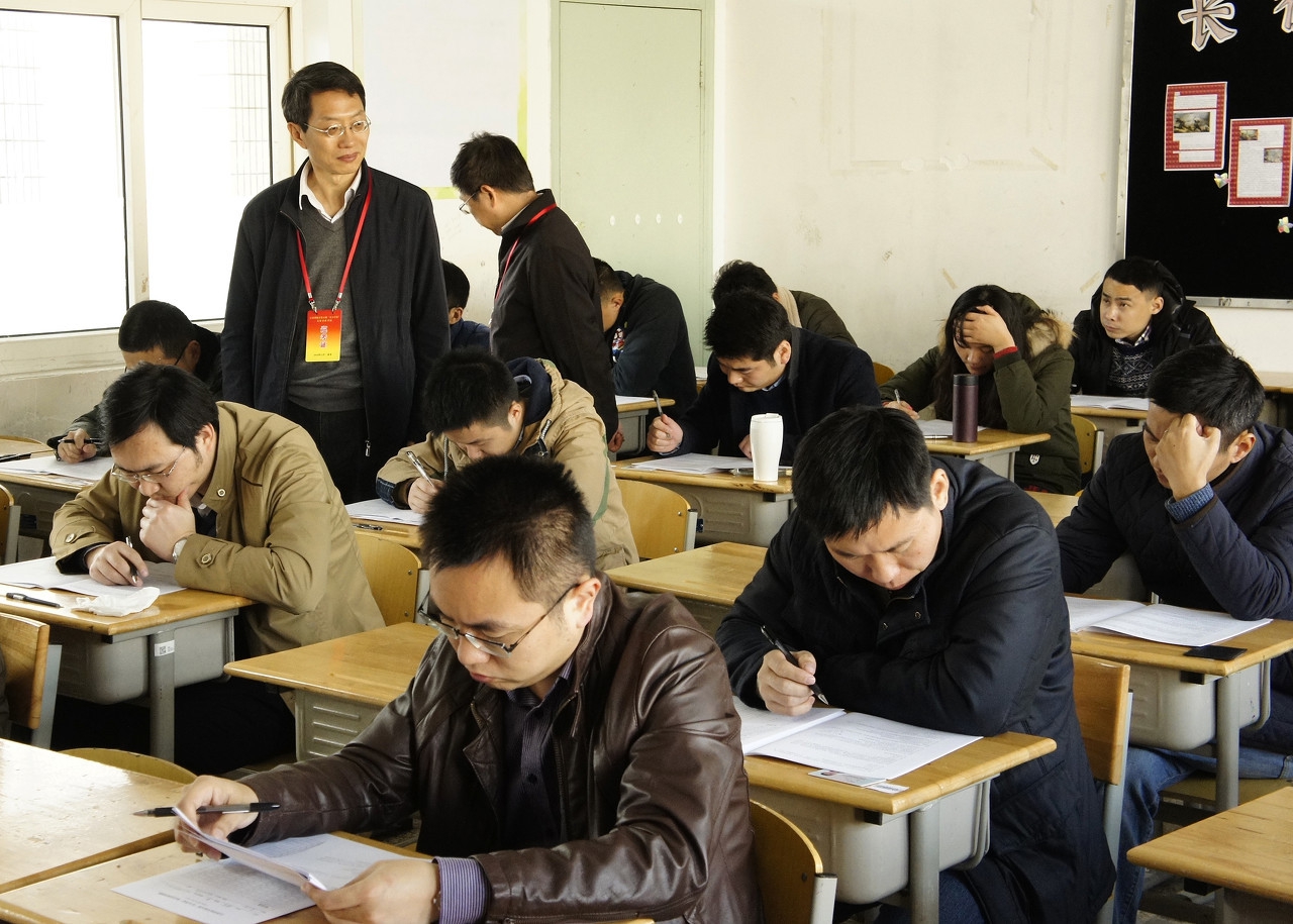 建造师注册网（二级建造师证书如何注册）