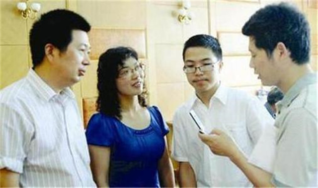 这篇难倒阅卷老师的高考作文，全篇755字却拿了满分，怎么回事？