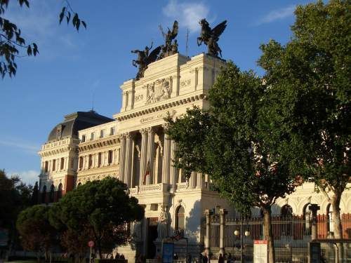 大连外国语大学2018年普通类专业各地区录取成绩