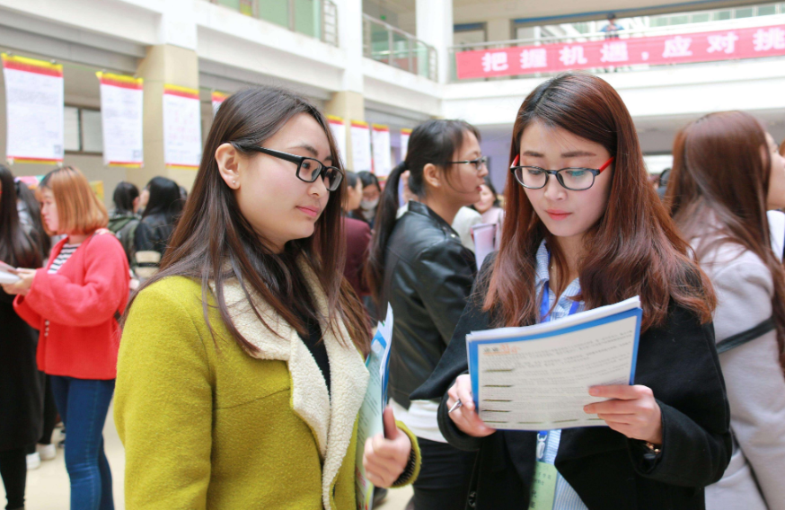 上大学之后，学生户口到底要不要迁到学校，过来人告诉你答案