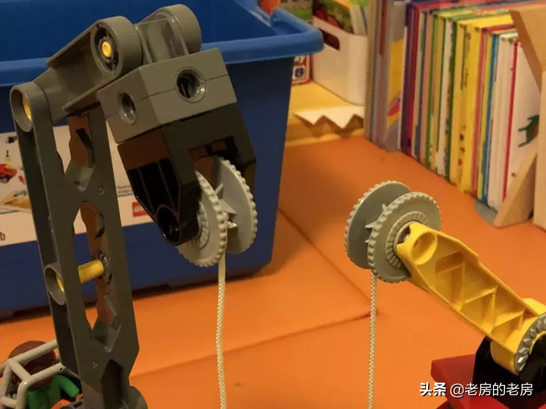 学挖掘机哪家强？乐高教育帮你忙