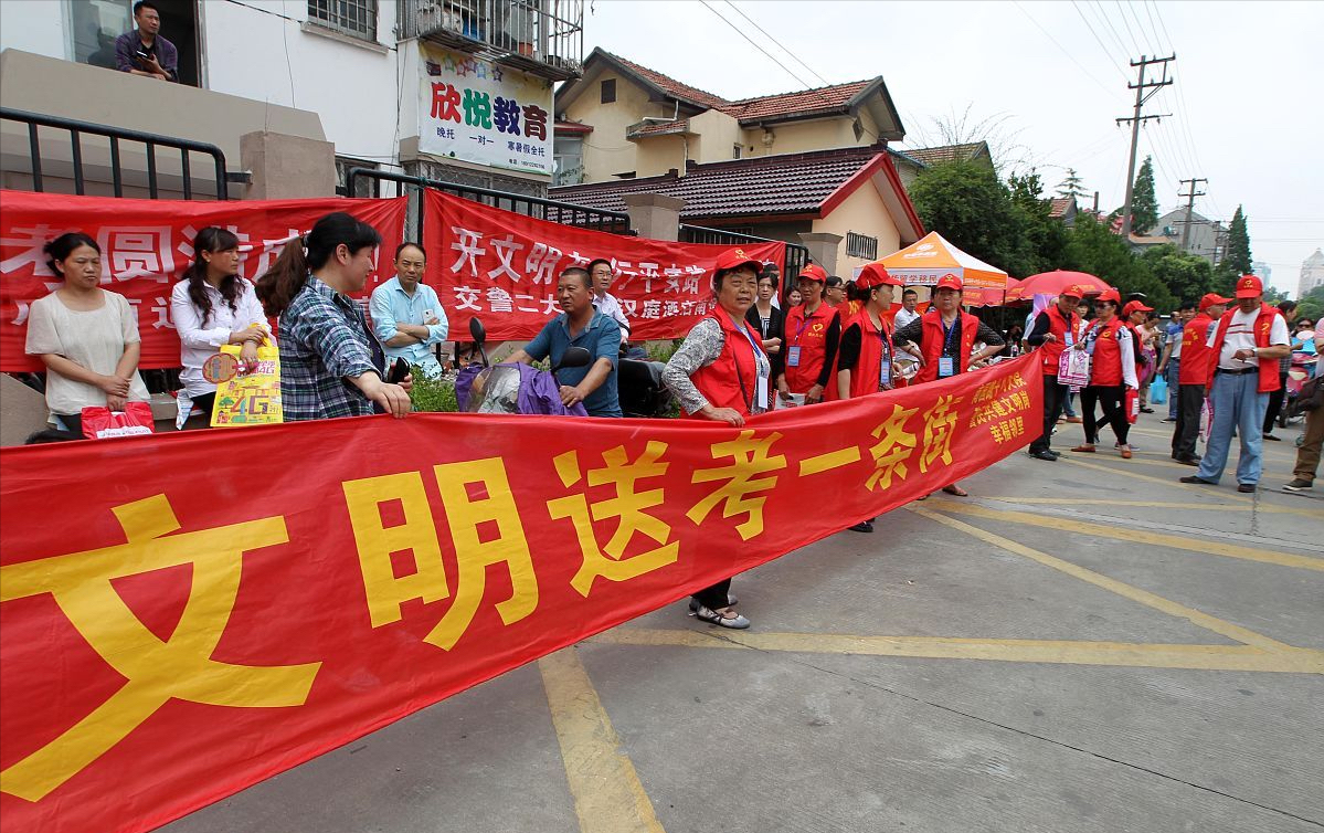 “高考房”火热，考生在酒店备考需提前协调的6件事，家长要代劳