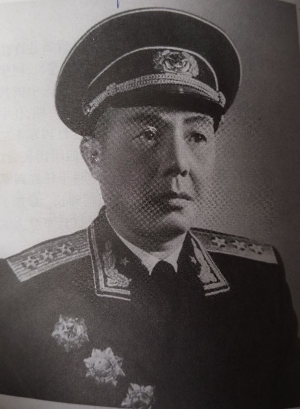 盘点49年1月至50年9月产生的42位兵团司令员与政委