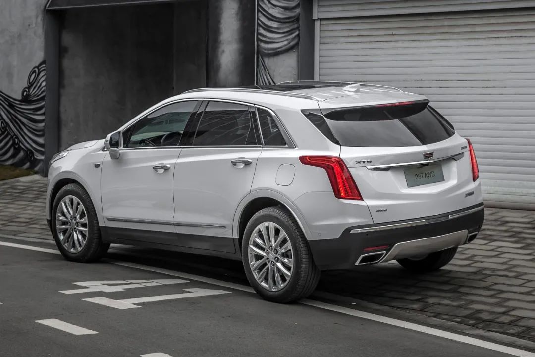 有的加长，有的改款，这三款豪华品牌中型SUV谁更值得买？