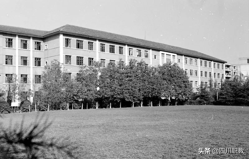 1959→2019，四川首富母校迎来建校60周年