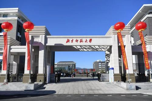 仅1所二本师范大学进入全国前15名，分数线很低，就业不比一本差