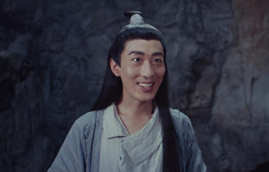 秦阳明解析2020年生肖鸡桃花运,属鸡人天喜桃花,异性缘大增_达一风水