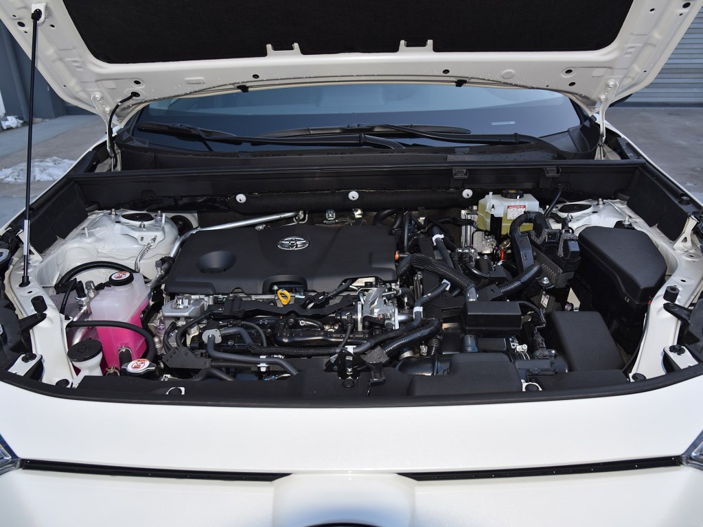 5l型号a25b-fxs自吸发动机 电动机,不过双擎车系中最低配的精英版没有