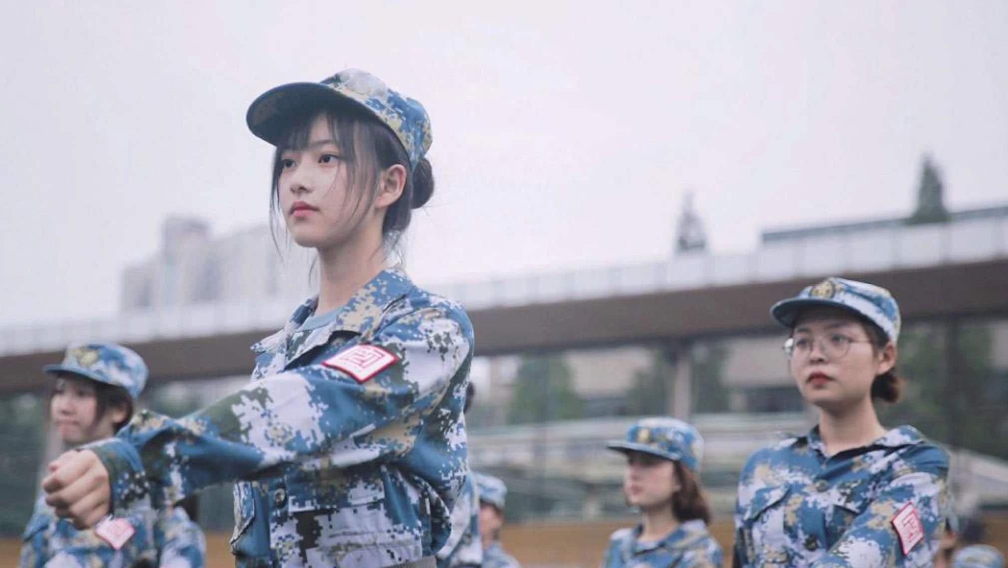 磨砺意志，绽放青春——大学军训，勇敢启航！