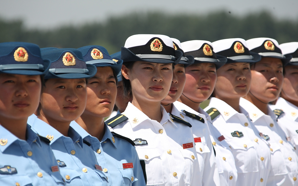 女生当兵条件、入伍途径和发展机遇介绍，建议了解