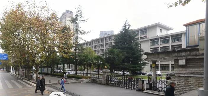 贵州省简称（贵州省6市3自治州简介及政府大楼）