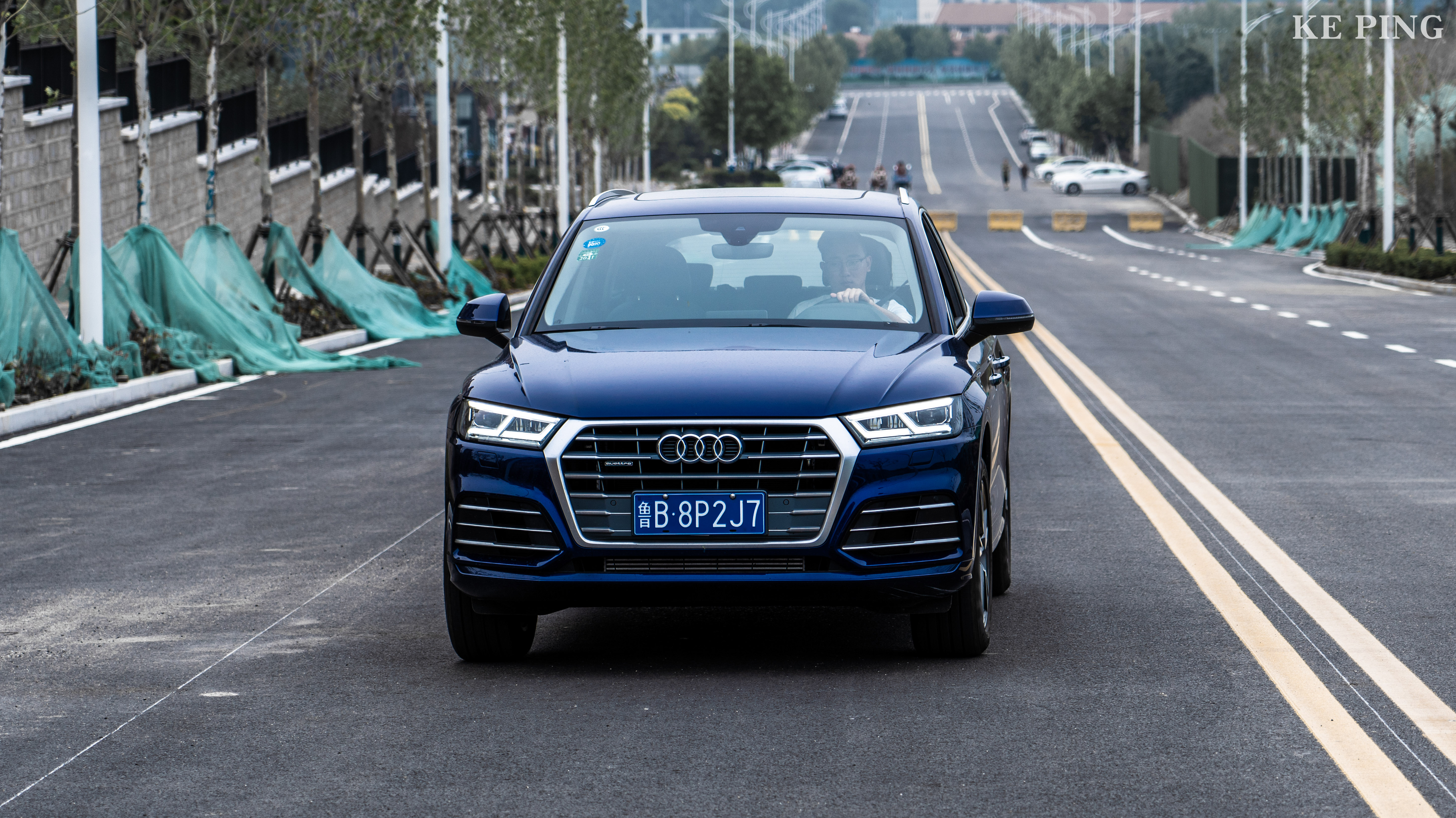 「客评奥迪q5l 40tfsi」简配quattro8at,仅凭这一点逆袭宝马奔驰