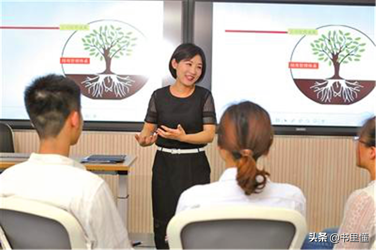 老师挤破头想去211教书，学历得达到什么要求？工资待遇高吗？