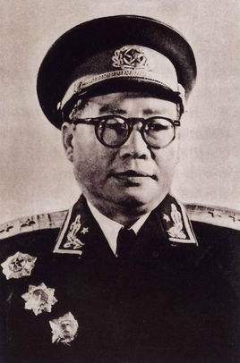 1955年昆明军区授衔大校以上人员与任职