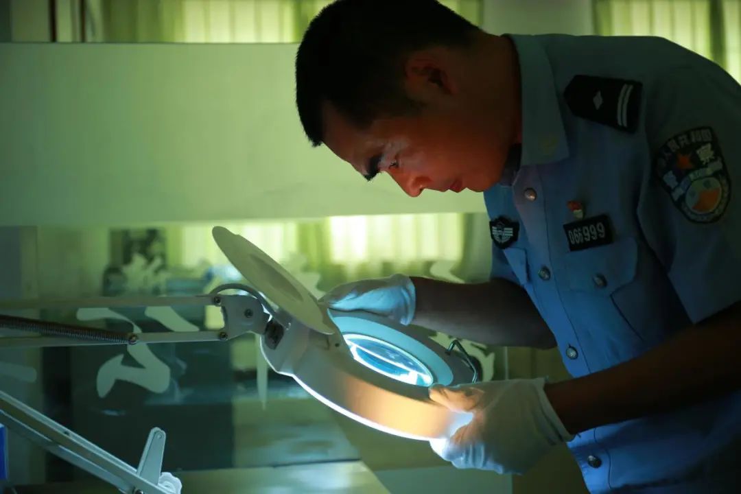 那天出警后，他满腹委屈去辞职，却被领导“骂”了回来