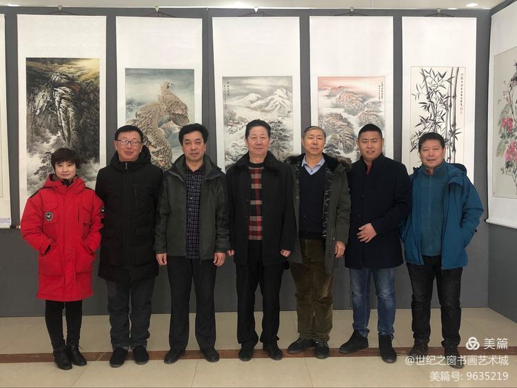 本市热点：抚顺第二届女子书画展拉开帷幕